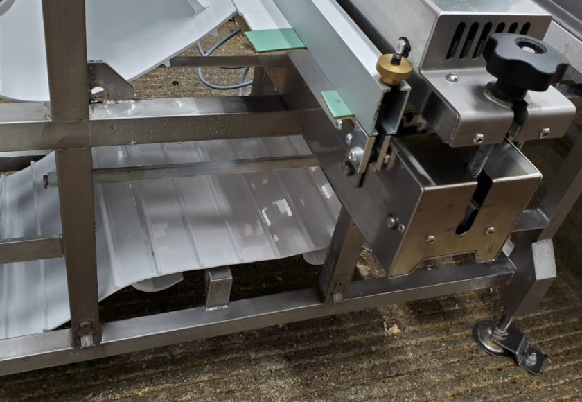 水産加工場で使用のベルトコンベヤー 水産加工場で使用のベルトコンベヤー